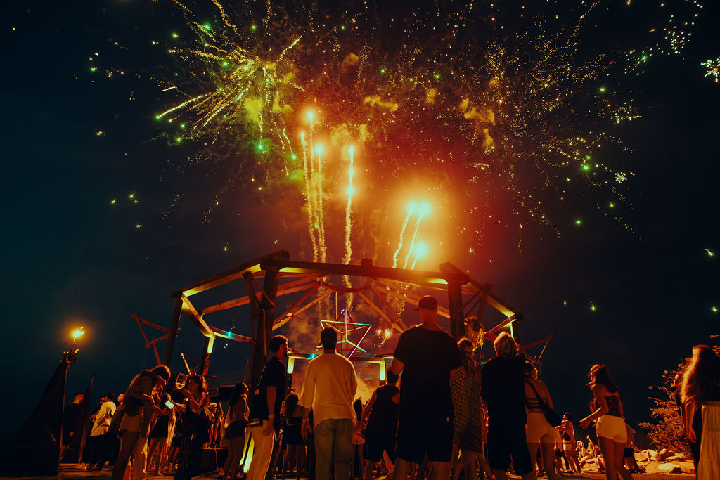 Fireworks over the Reactor stage